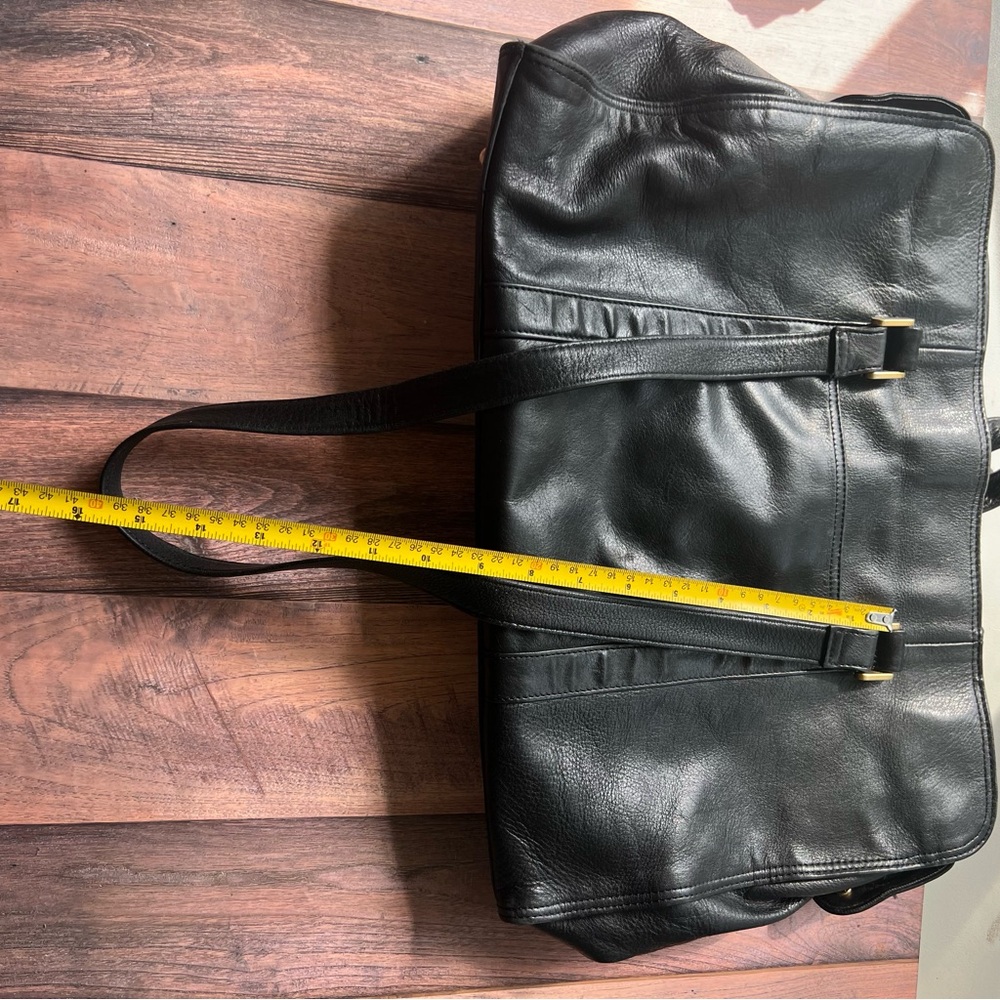 Bossino Black Leather Bag - Picture 11 of 13